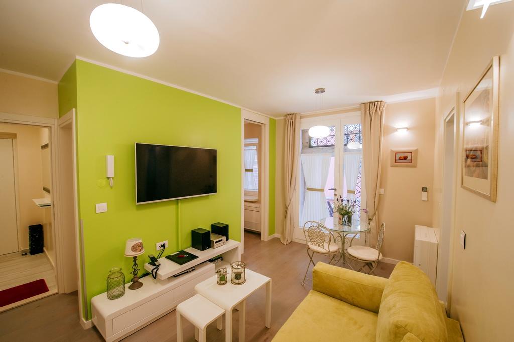 Suites One ザダル 部屋 写真