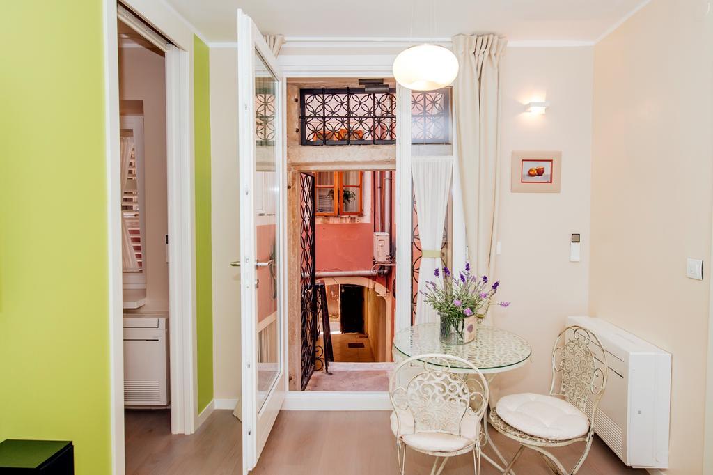 Suites One ザダル 部屋 写真